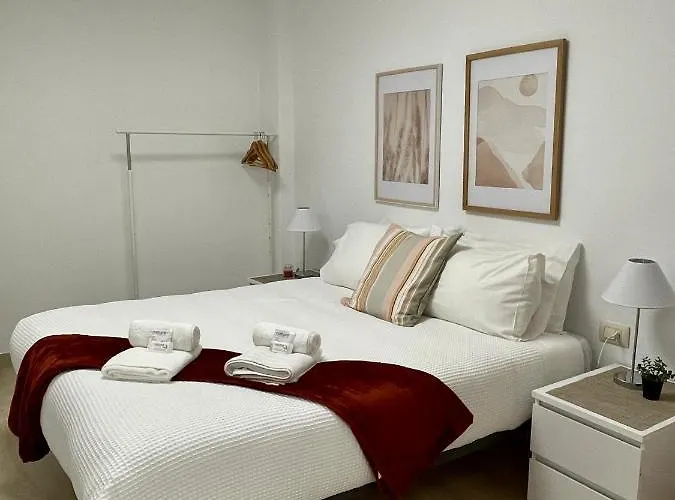 Carrerahouses Norte Con Garaje * Vigo